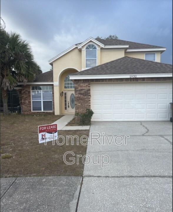 2932 Pembridge St in Kissimmee, FL - Building Photo