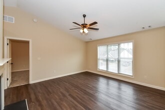 913 West Ave in Dallas, GA - Building Photo - Building Photo