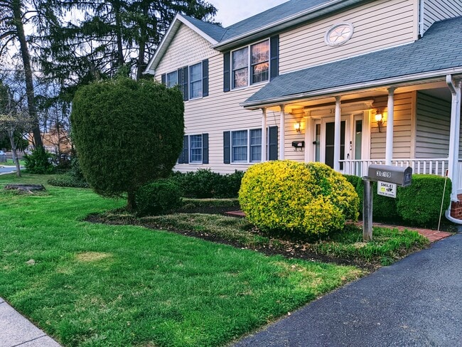3019 Fairmont St in Falls Church, VA - Building Photo - Building Photo