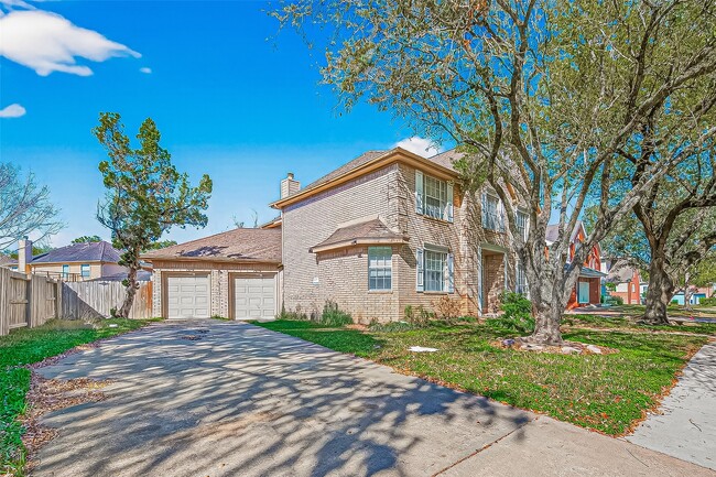 16410 Fondren Grove Dr in Missouri City, TX - Building Photo - Building Photo