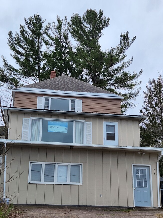 603 W Houghton Ave Rentals in Houghton, MI