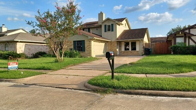 11315 Lands End Cir in Houston, TX - Building Photo - Building Photo