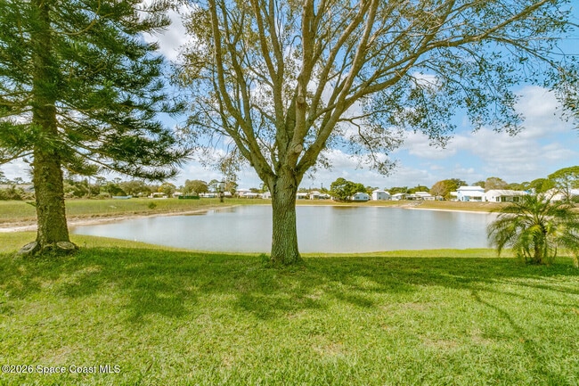 2152 Spring Creek Cir in Palm Bay, FL - Building Photo - Building Photo