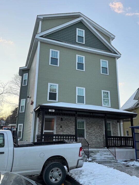 36 Blackstone River Rd in Worcester, MA - Building Photo