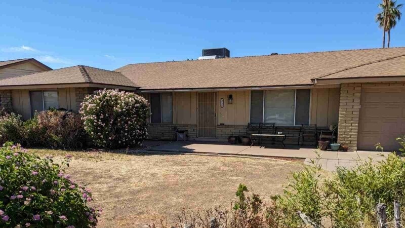 3725 W Shangri La Rd in Phoenix, AZ - Building Photo