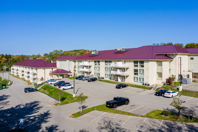 Pioneer Apartments in Gibsonia, PA - Foto de edificio - Building Photo