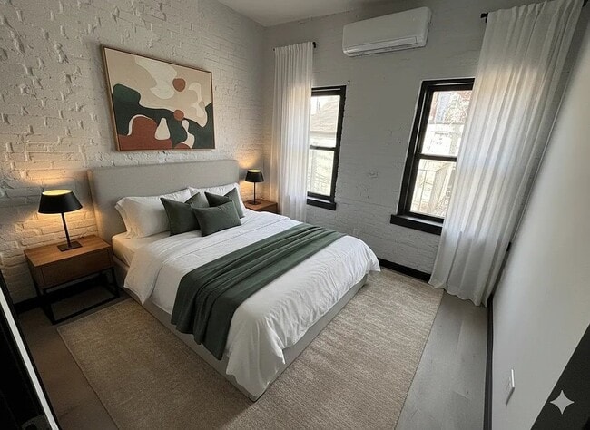 564 Hudson St, Unit PHN in New York, NY - Foto de edificio - Building Photo