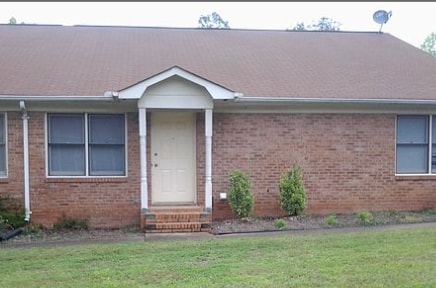 property at 1110 Chandler Dr