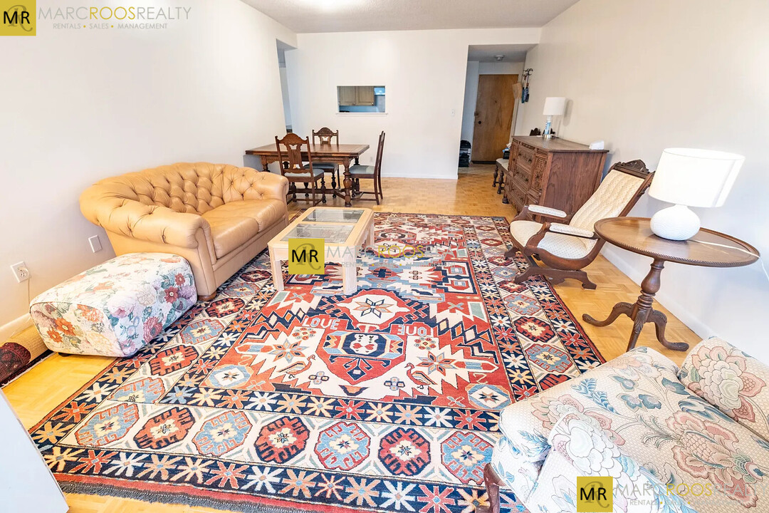 100 Marion St, Unit 31 in Brookline, MA - Building Photo