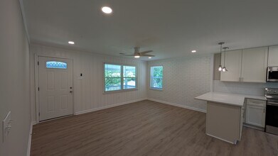 540 Stell Rd in Woodstock, GA - Building Photo - Building Photo