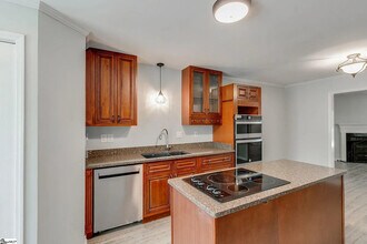 9 Hillington Pl in Greer, SC - Building Photo - Building Photo