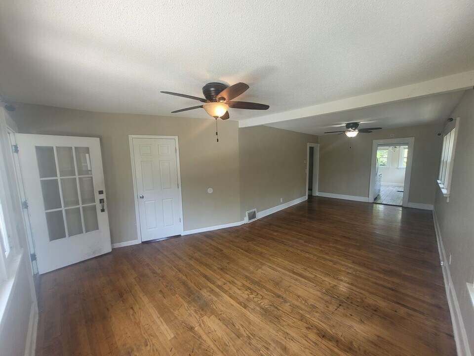1625 E 13th St in Des Moines, IA - Building Photo