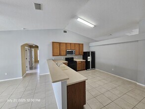 2182 SW Idaho Ln in Port St. Lucie, FL - Building Photo - Building Photo