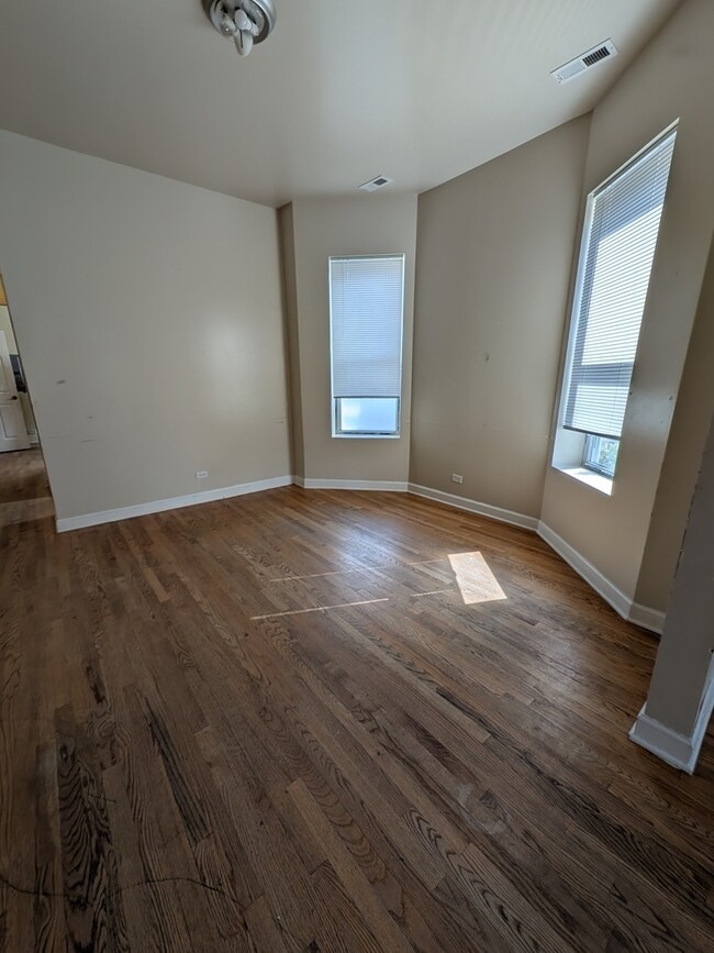 5031 S Hermitage Ave in Chicago, IL - Building Photo - Building Photo