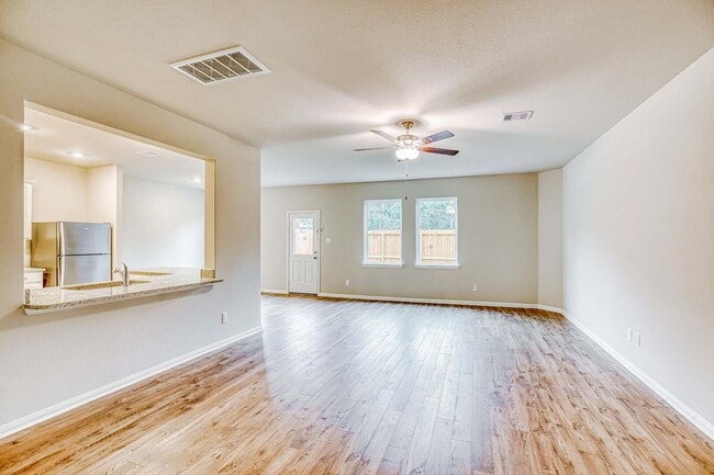 8212 Sunberry Shadow Dr