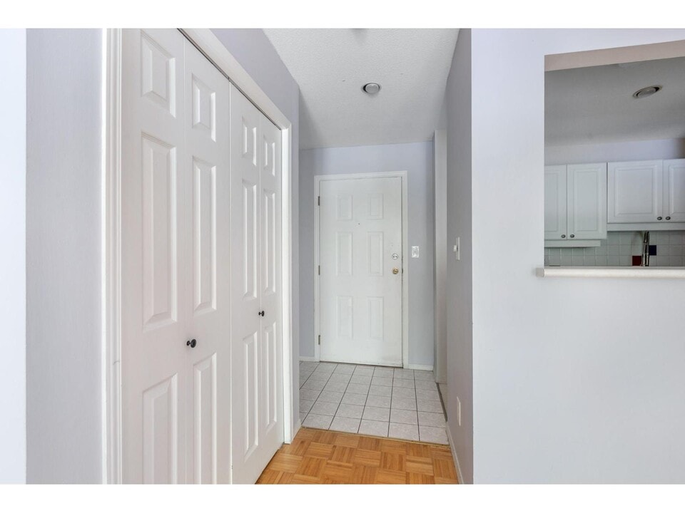 2855-2152 152 St in Surrey, BC - Building Photo