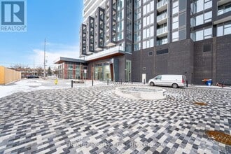 260 Malta Ave. in Brampton, ON - Building Photo - Building Photo