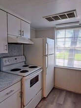 French Quarter Apartments in Livingston, TX - Building Photo - Building Photo