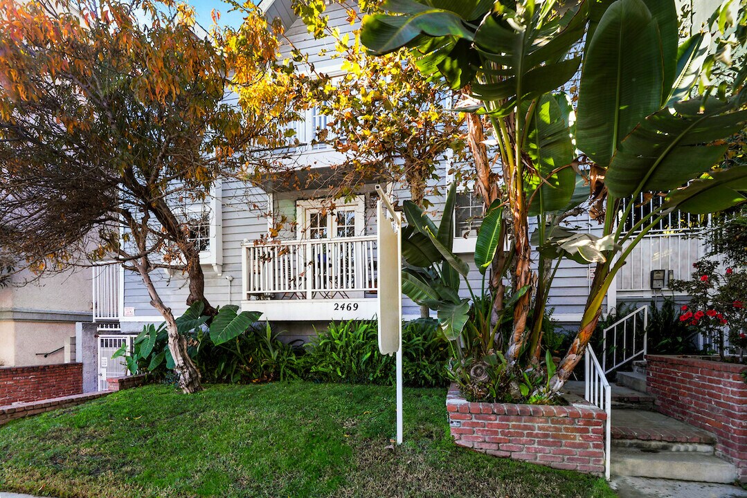 2469 Purdue Ave in Los Angeles, CA - Building Photo