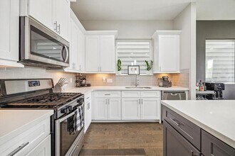 5520 Rosslyn Rd in Houston, TX - Building Photo - Building Photo