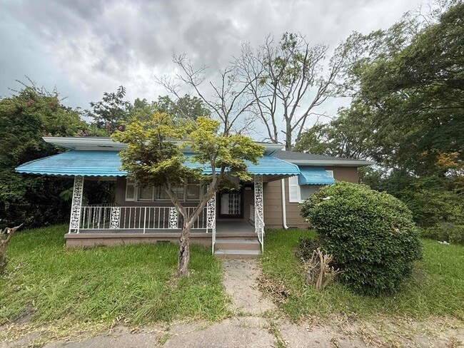 property at 3402 33rd Ct N