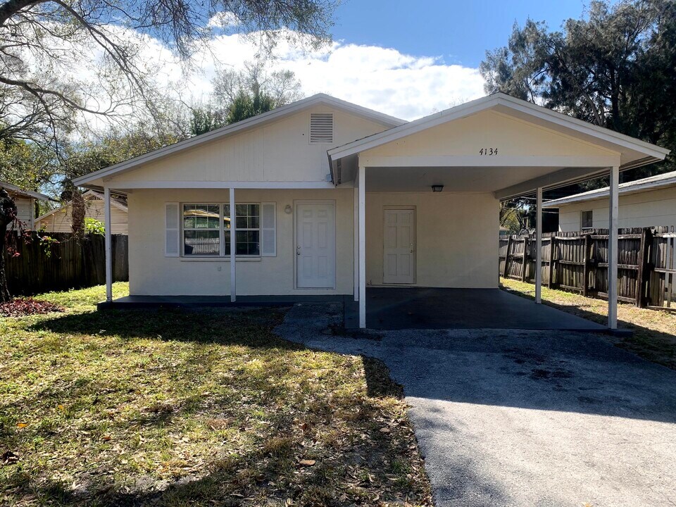 4134 12th Ave S in St. Petersburg, FL - Foto de edificio