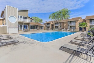 Shadow Bend Apartments