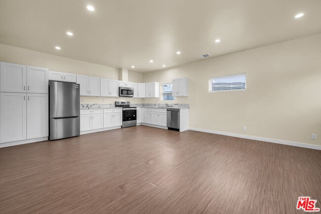 6625 Duchess Dr in Whittier, CA - Building Photo - Building Photo