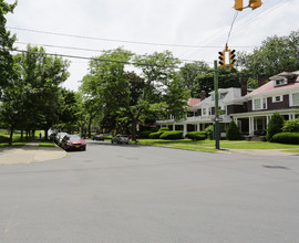 119 S Lake Ave in Albany, NY - Building Photo - Building Photo