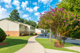 The Villas at Garden Way in Rock Hill, SC - Building Photo - Building Photo