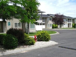 603 Saratoga Dr in Twin Falls, ID - Building Photo - Building Photo