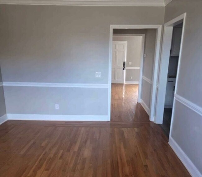 502 10th St in North Wilkesboro, NC - Building Photo - Building Photo