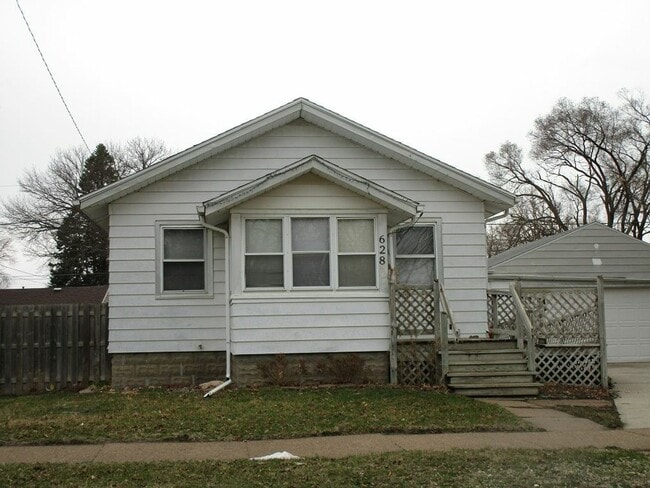 property at 628 Kern St