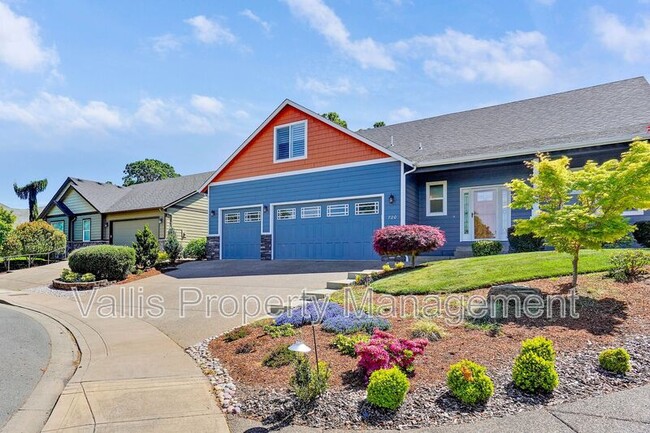 720 Bella Terra Ave SE in Salem, OR - Building Photo - Building Photo