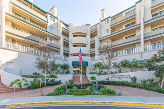 4701 Date Ave, Unit 409 in La Mesa, CA - Building Photo - Building Photo