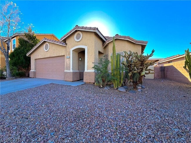 property at 2717 Sonador St