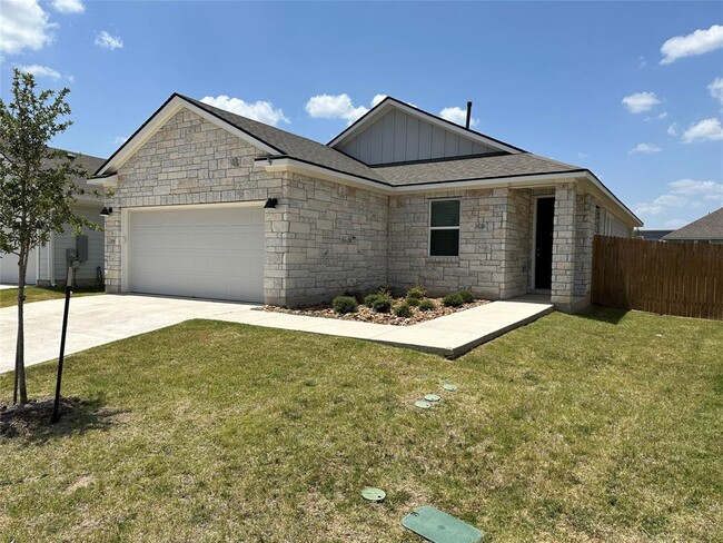 308 Cold Spg Lp in Bastrop, TX - Building Photo - Building Photo