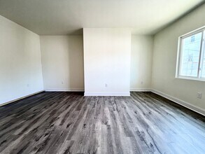2111 Spring St in Pittsburgh, PA - Building Photo - Building Photo