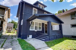 2911 Broadway in Fort Wayne, IN - Building Photo