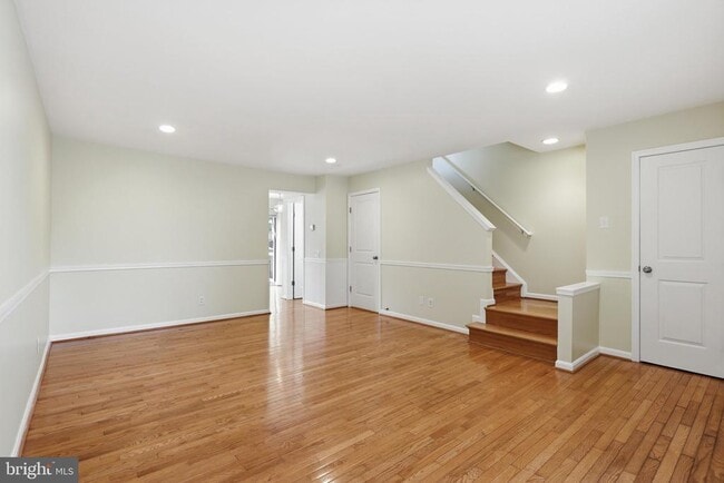 344 Stable View Terrace NE