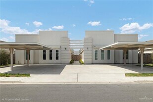 10 Petri Dr in Weslaco, TX - Building Photo