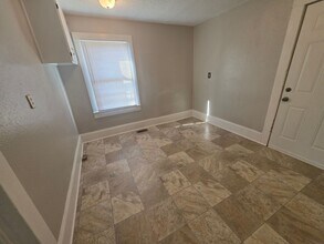 725 Junia Ave in Winston-Salem, NC - Building Photo - Building Photo