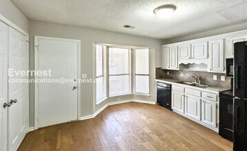 5547 St James St in Birmingham, AL - Building Photo - Building Photo