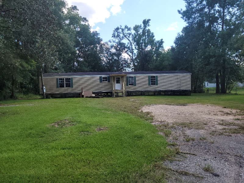 250 E Elizabeth St in Vidor, TX - Building Photo