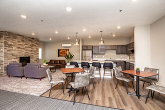 Boulevard Apartments & Townhomes in Marion, IA - Foto de edificio - Interior Photo