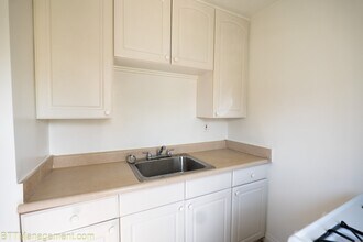 908 Hudson Ave, Unit 5 in Takoma Park, MD - Building Photo - Building Photo