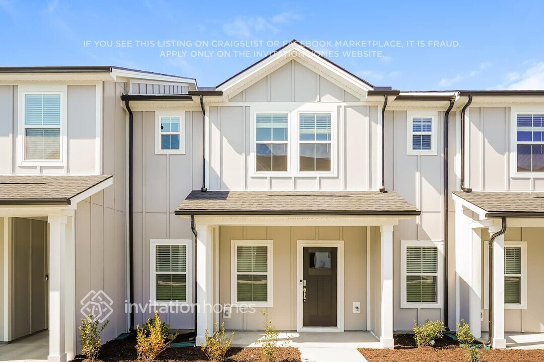 161 Maybrook Dr in Lebanon, TN - Building Photo