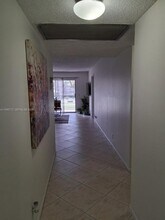 1100 SW 128th Terrace in Pembroke Pines, FL - Building Photo - Building Photo