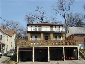 2326 Highland Ave in Cincinnati, OH - Building Photo - Building Photo