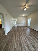2480 Stone Hollow Dr in Brenham, TX - Building Photo - Building Photo